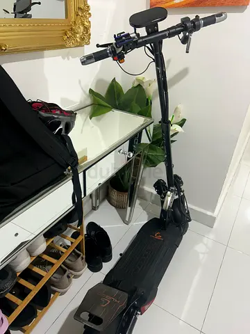 E scooter