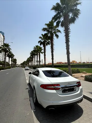 Jaguar XS 2012 – Personal lady Car for Sale
