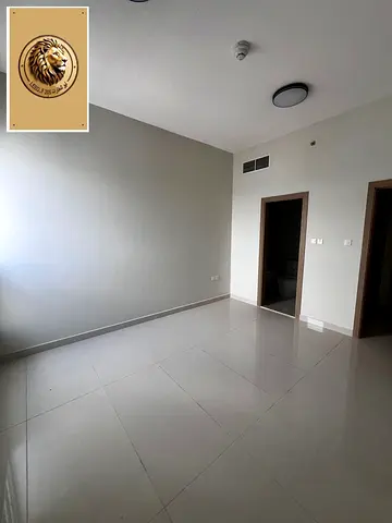 ما شاء الله، العرض قوي جداً! منطقة الجرف 2 مرغوبة جداً لقربها من "سيتي سنتر عجمان" والخدمات، وكون البناية "ثاني ساكن" يعني النظافة والجودة مضمونة.  أج