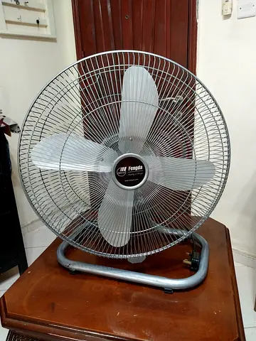 Table fan