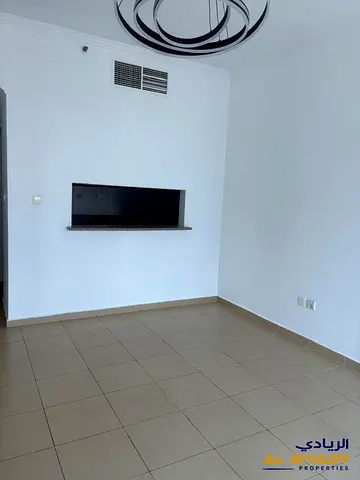 1 Bedroom DUPLEX | Spacious bedroom| Marina & Downtown View | Balcony