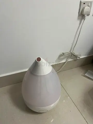 Used white ultrasonic humidifier - compact, working condition