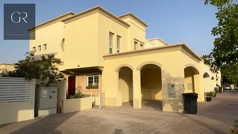 Well Maintain Villa in Spring 9 for Rent