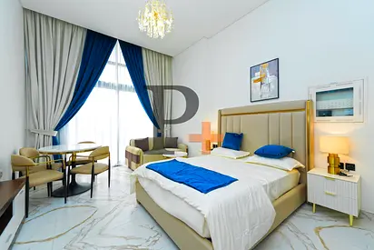 Stylish Large Studio for rent | 5-Cheques