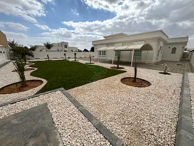 FULLY RENOVATED 6BHK VILLA I GARDEN I DRIVER ROOM