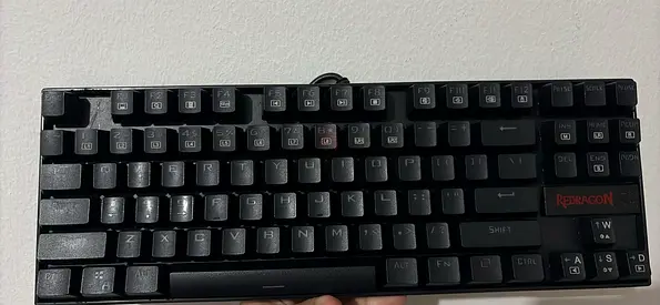 REDRAGON: K552 GAMING KEYBOARD