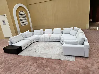 ChattelsMore Olta Sofa Beige Large Off-White Stone Corner Sofa (U-shaped) with Corner Table