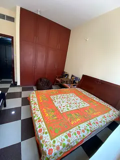 Spacious private Room for rent - ready to move- No agent