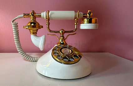 Vintage Rotary Corded Telephone (White  Gold)