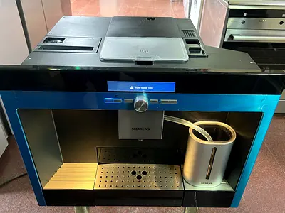 Siemens built in coffee machines in excellent condition or performance