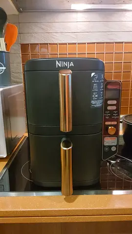 Ninja air fryer (black/copper/rare colour