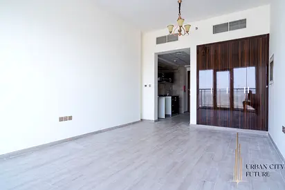 Special Offer for 1 Cheque - Well Maintained -Open Kitchen