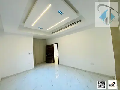 فيلا ذهبيه للايجار خلف الخدمات وقريبه من محمد بن زايد