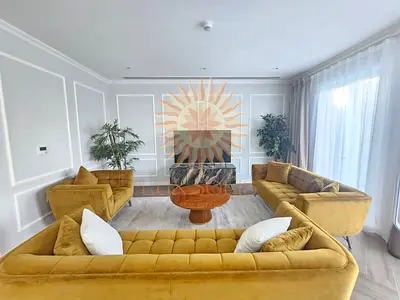 SEASIDE LUXURY | PRIVATE GARDEN | MODERN LIVING