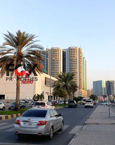 أفضل سعر وأكبر مساحة | شقة غرفة وصالة بإطلالة مفتوحة على الخور | طابق مرتفع | باركن خاص | مؤجرة بعائد ممتاز | فرصة لن تعوض