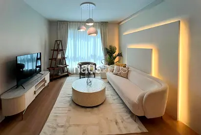 Upgraded Unit | Luxury Living | Central Location