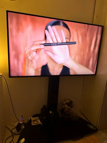 Samsung smart tv 49inches