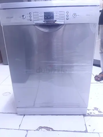 Bosch Freestanding Dishwasher - Stainless Steel, Good Condition