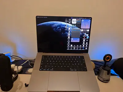 16 Macbook Pro M2 Max 32GB/1TB German Keyboard DE Space Grey