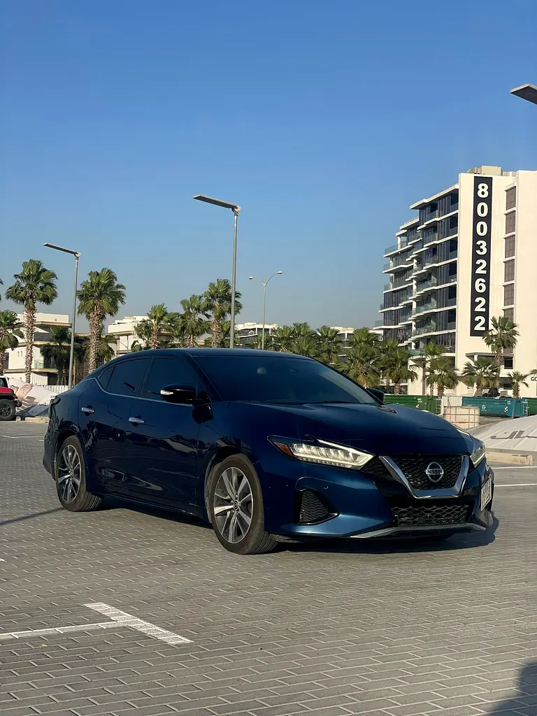 Nissan Maxima 2020 — photo 1 of 7