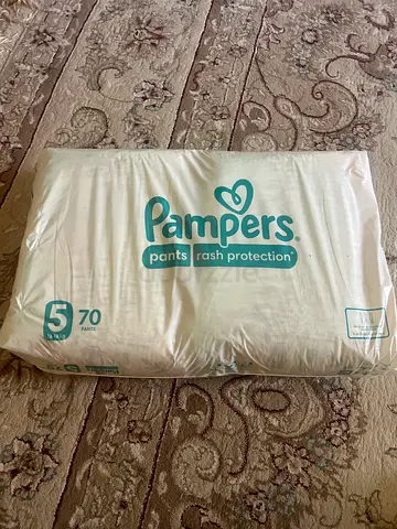 Pampers Disposable Diapers Pack - Size 5 (70 pcs) - Unopened