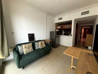 Skyline Living | Modern 1BR | Prime Location