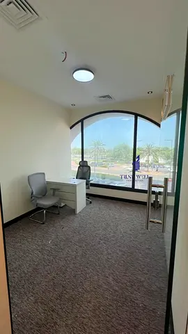 Comprehensive Office Space and Trade License Assistance