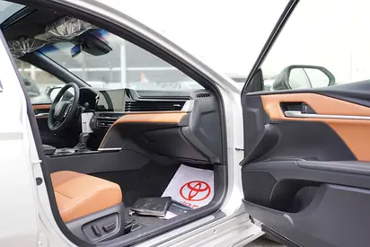 2025 Toyota CAMRY 照片 15