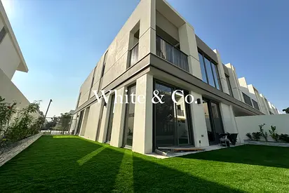Ready To Move | Upgraded TH | Landscaped