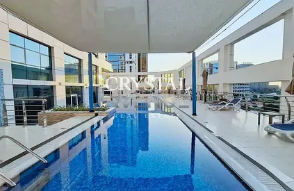 Furnished 2BR | Pool & Gym Access | Bright & Well Maintained