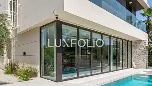 Astonishing Example l Fully Upgraded V4 Type l Owner Occupied l Exclusive