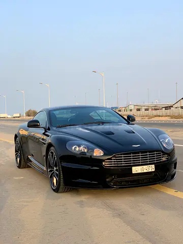 Aston Martin DBS Manual Carbon Black Edition