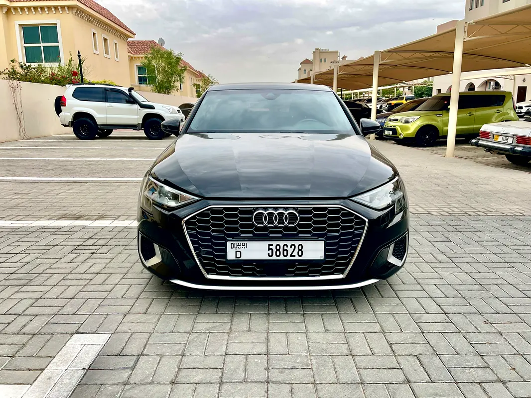 Audi A3 2024 — photo 1 of 11