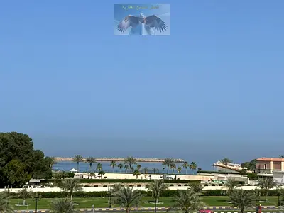 اول ساكن /بلكون اطلاله بحريه مباشره / باركن ترابي متوفر/ اطلاله بانوراما مفتوحه
