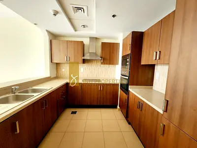 CLOSED KITCHEN | BIG LAYOUT | HIGH FLOOR