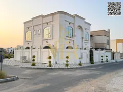Villa in Al Aaliyah, 3 streets and alley, two floors and a roof, close to services, 5 rooms, majlis