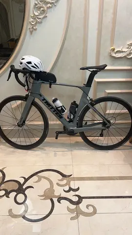 Road bike size 54/XL Carbon fiber frame