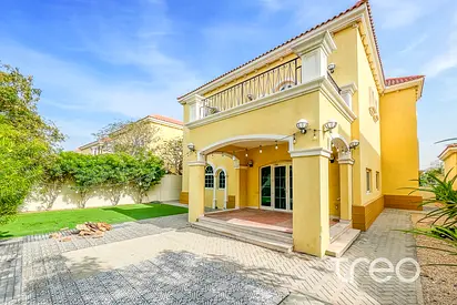 North East | Vastu | 3 Bed Large | Vacant