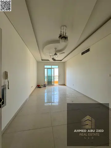 Master bedroom, large living room, spacious kitchen, 2 bathrooms, balcony with open view, built-in wardrobes, flexible payment options, close to Dubai