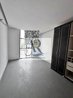 Studio for annual rent in Al Nakheel 1 at a good price. Very close to the corniche and all services.