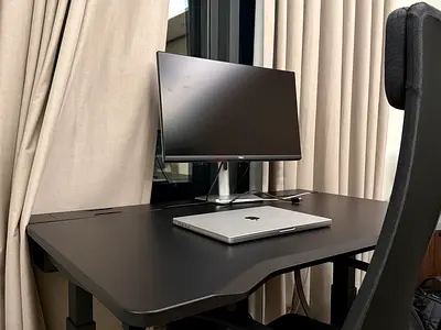 Like New Electric IKEA TABLE and Chair, EXPAT leaving No marks new