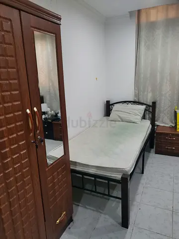 Female Bedspace available in 1bhk apartment at ADCB Electra