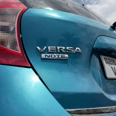 صورة 12 لـ 2015 Nissan VERSA