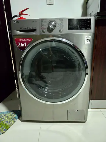 LG fully automatic front loading washing machine