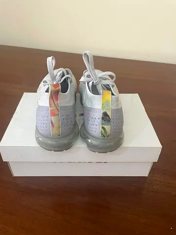 Nike Light grey womens Flyknit 2 sneakers