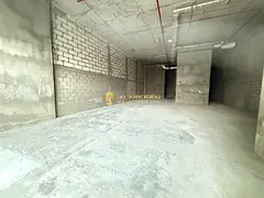 Shell and Core | Spacious Shop | Brand New