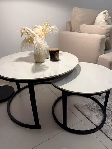 Set of 2 Round Nesting Coffee Tables with Marble-Effect Tops
