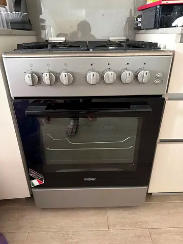 Gas cooker haier