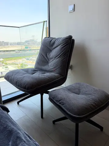 Grey Lounge Chair with Ottoman - Comfortable Modern Accent
