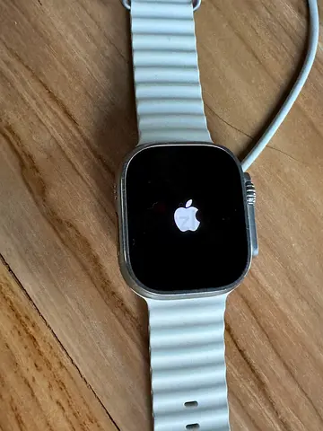 Apple Watch Ultra 1 (49mm) – For Parts or Repair